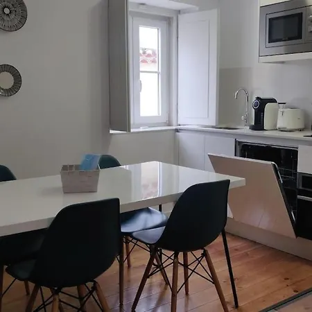 Castle Sao Jorge Modern * Lisboa